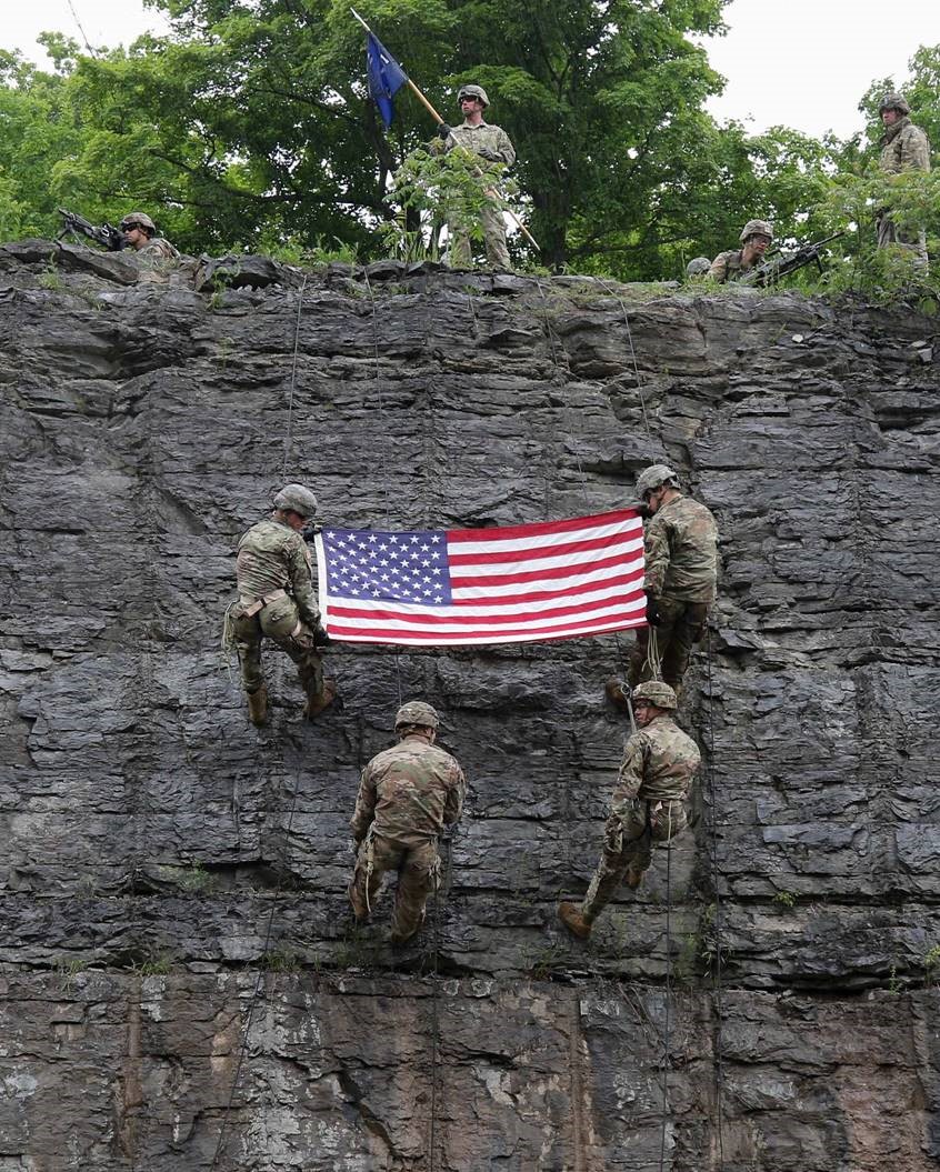 Soldiers with American Flag